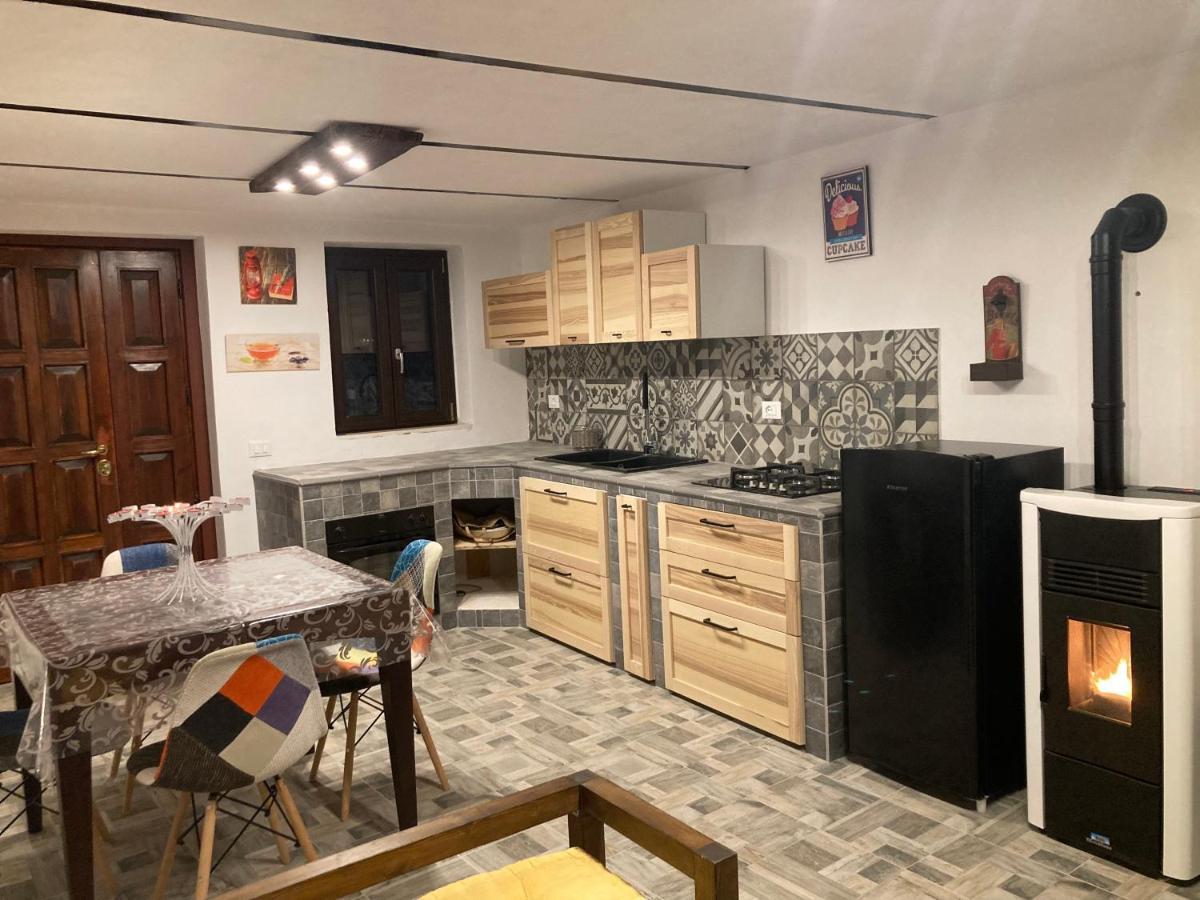 Casa Mupi Villa Sant'Eufemia a Maiella Bagian luar foto