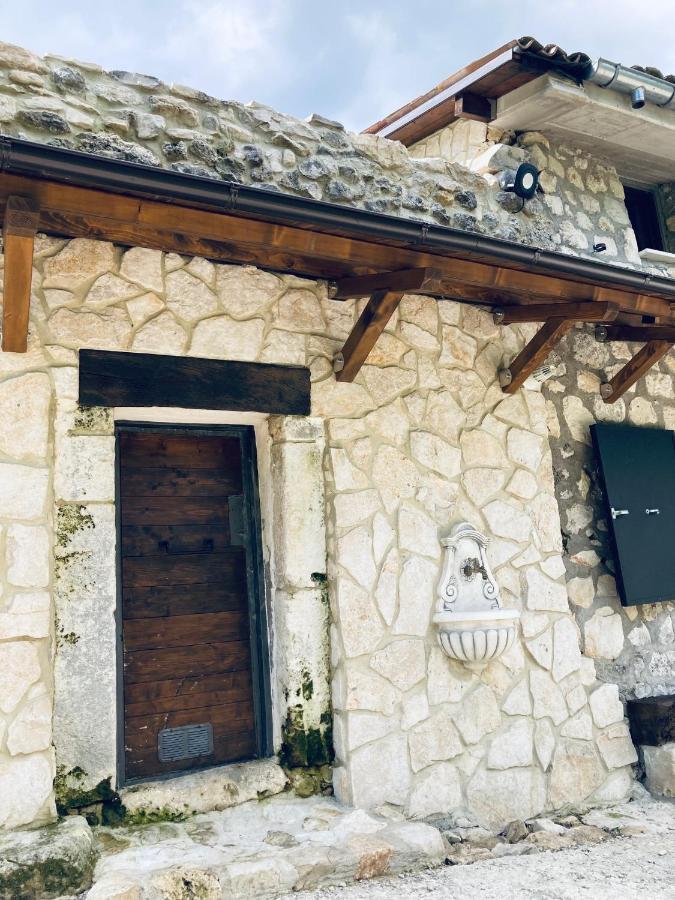Casa Mupi Villa Sant'Eufemia a Maiella Bagian luar foto