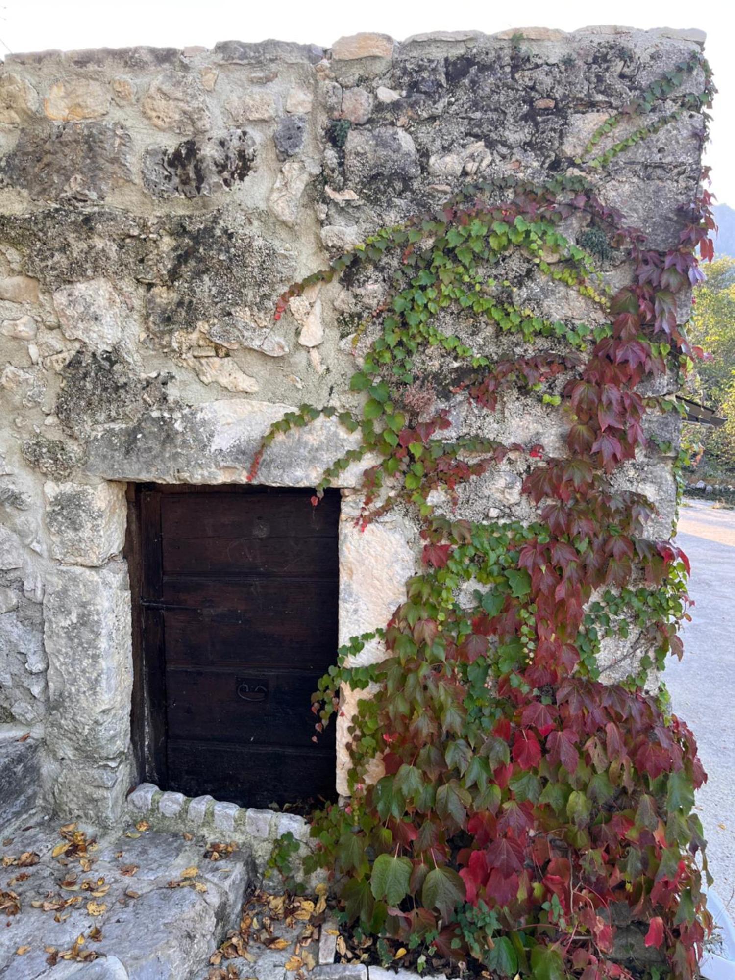 Casa Mupi Villa Sant'Eufemia a Maiella Bagian luar foto